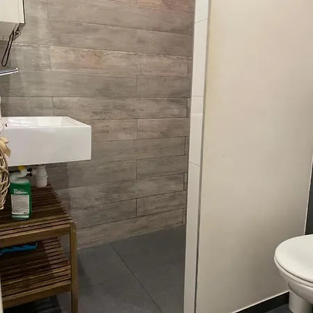 Studio Ground Floor Apartment
